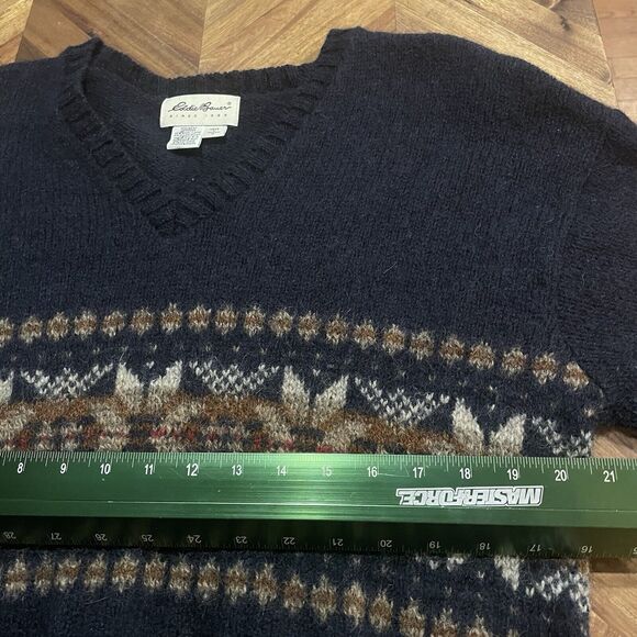 Eddie Bauer Sweater Nordic Vintage Wool Blend Knit V Neck Pullover Mens Medium - Picture 3 of 6